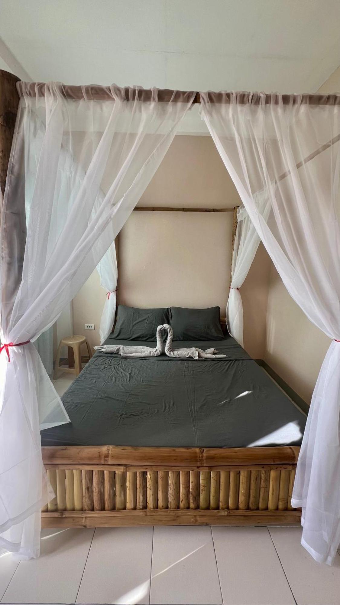Mangoverde Guesthouse Moalboal Esterno foto