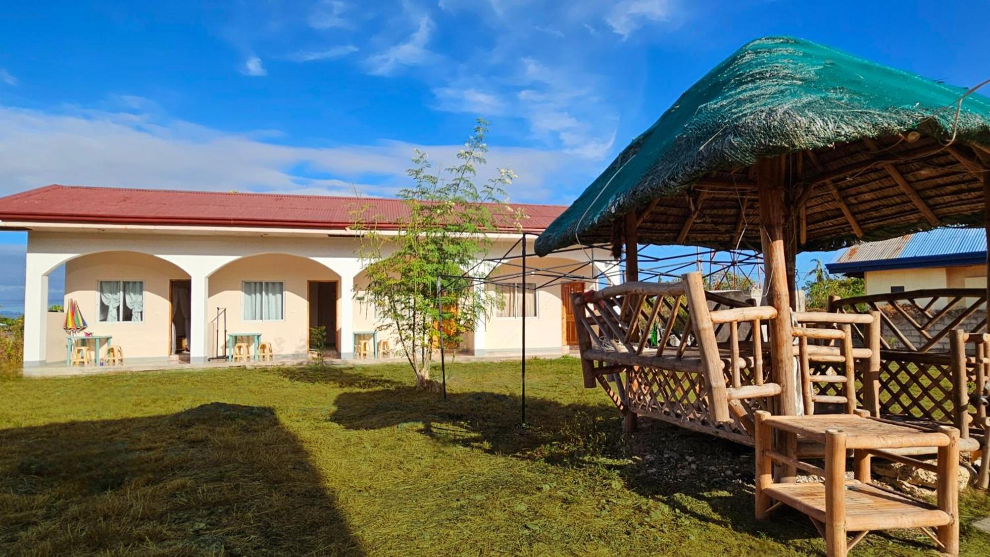 Mangoverde Guesthouse Moalboal Esterno foto